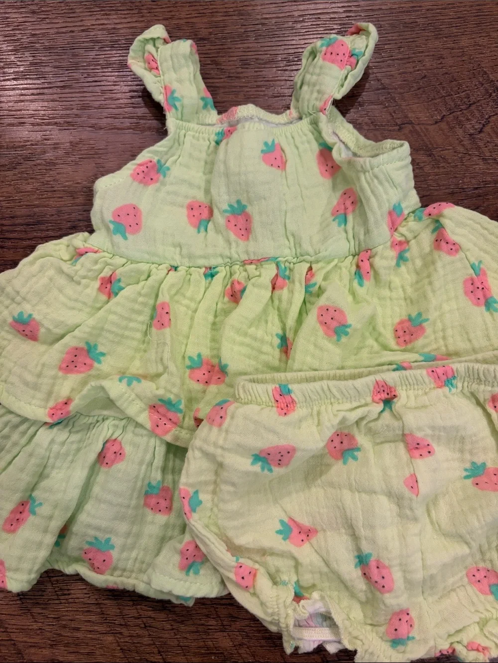 Set of 2 fruit-print baby dresses with bloomers, size 6 M